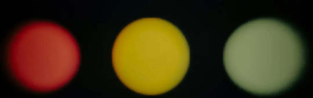 Red, Yellow, Green circles